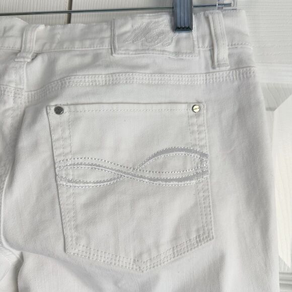 White House Black Market Capri Pants Size 4 White Cotton Spandex - Picture 6 of 14